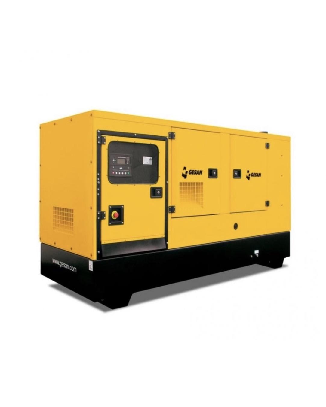 Generador 100 kVA en alquiler — Maquinaria Santacruz, Santa Olalla (Toledo)